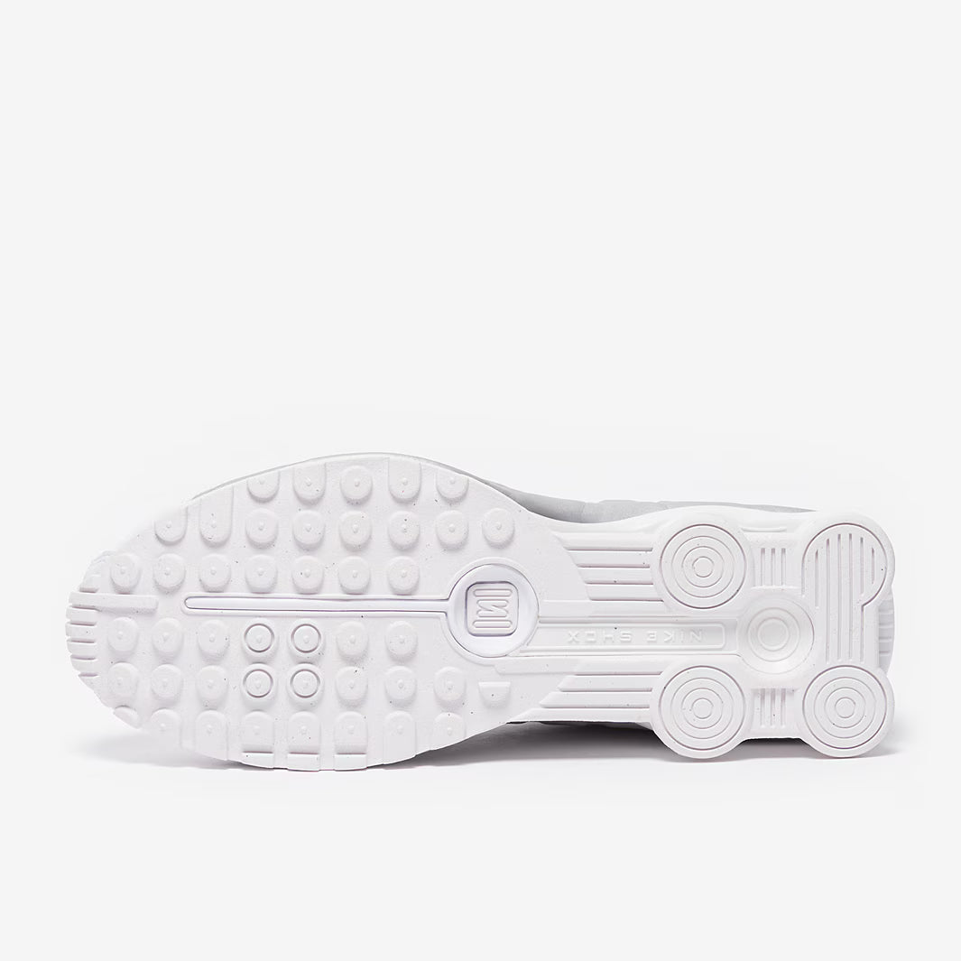 NIKE SHOX R4 white