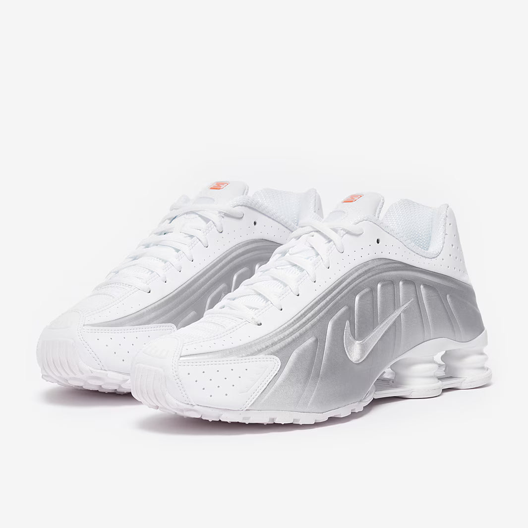 NIKE SHOX R4 white